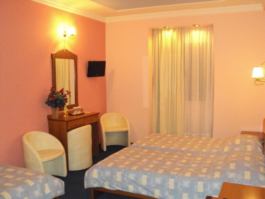 Astoria Hotel Traditional Komotini Værelse billede